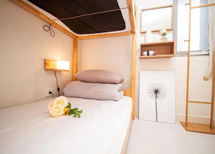 Yab-guesthouse, Femaleonly, Foreignonly