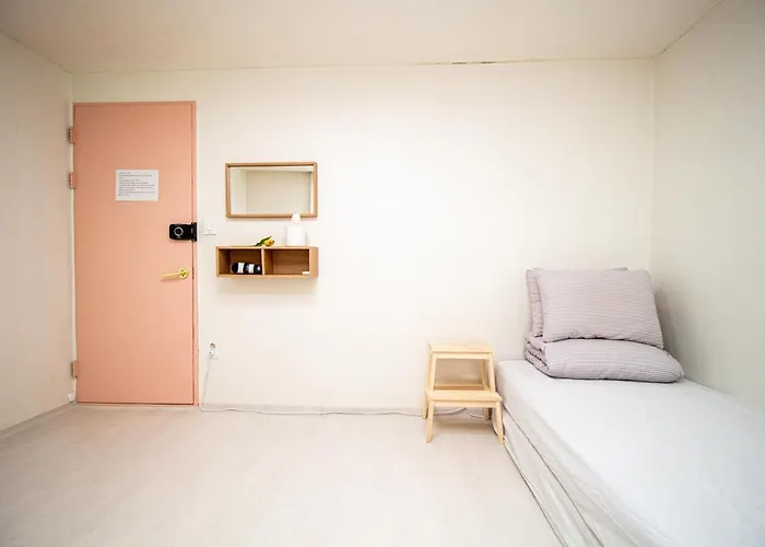 Pensión Yab-guesthouse, Femaleonly, Foreignonly 2*