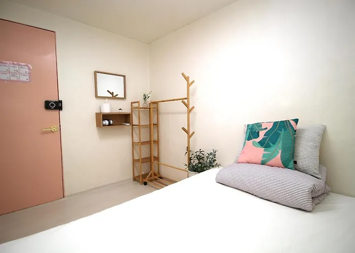 Yab-guesthouse, Femaleonly, Foreignonly Pensión Seúl