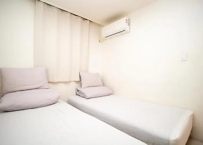 Pensión Yab-guesthouse, Femaleonly, Foreignonly 2*