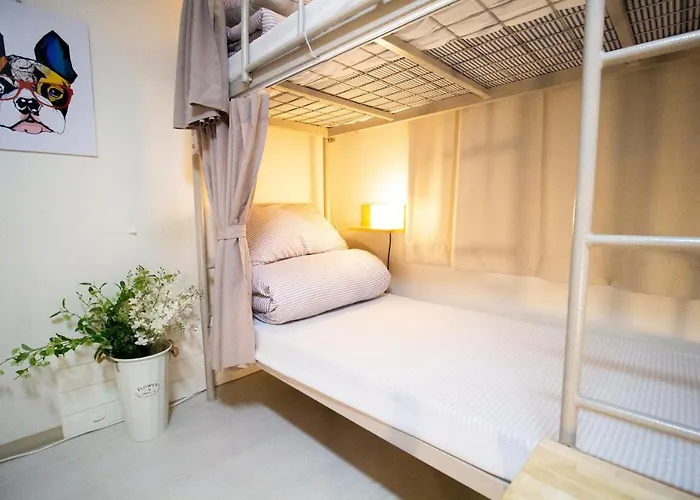 Yab-guesthouse, Femaleonly, Foreignonly Pensión