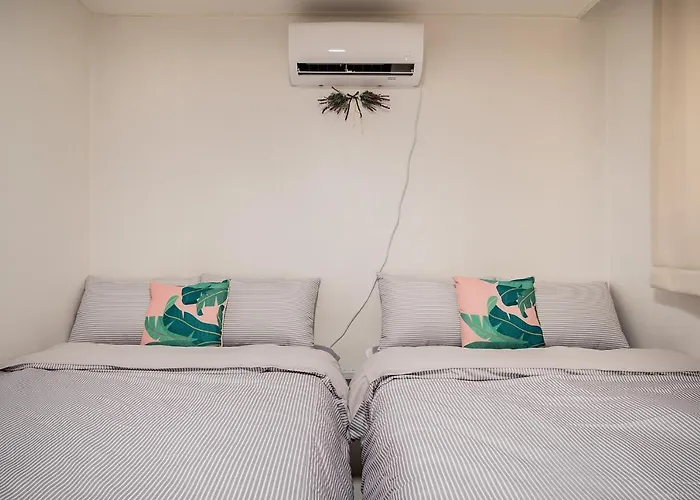 Yab-guesthouse, Femaleonly, Foreignonly Pensión