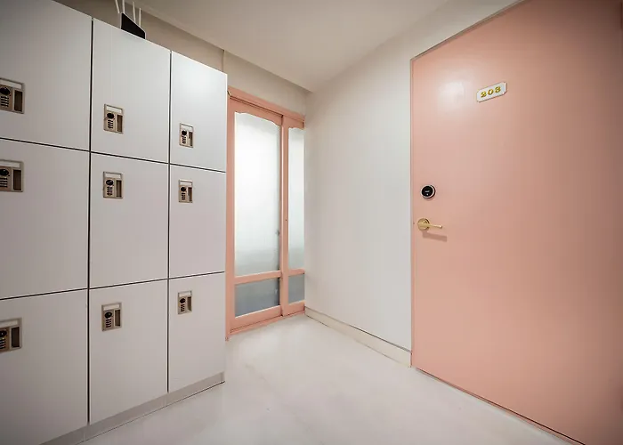 Yab-guesthouse, Femaleonly, Foreignonly