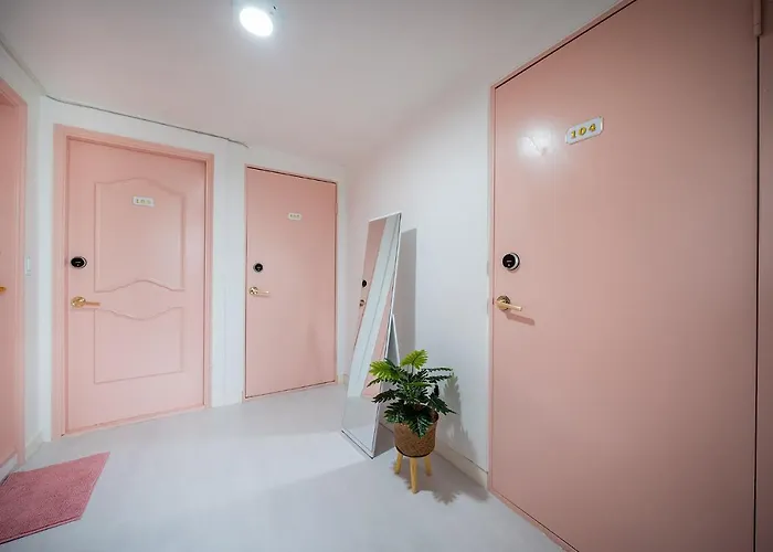 Yab-guesthouse, Femaleonly, Foreignonly Pensión 2*